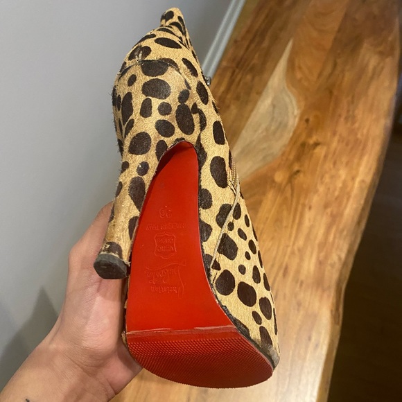 Christian Louboutin heeled boot - Picture 5 of 7